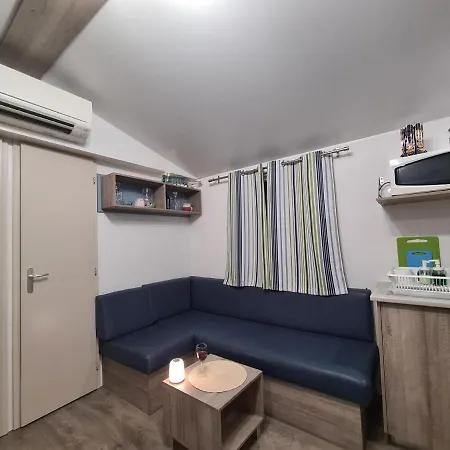 Apartment Paradiso